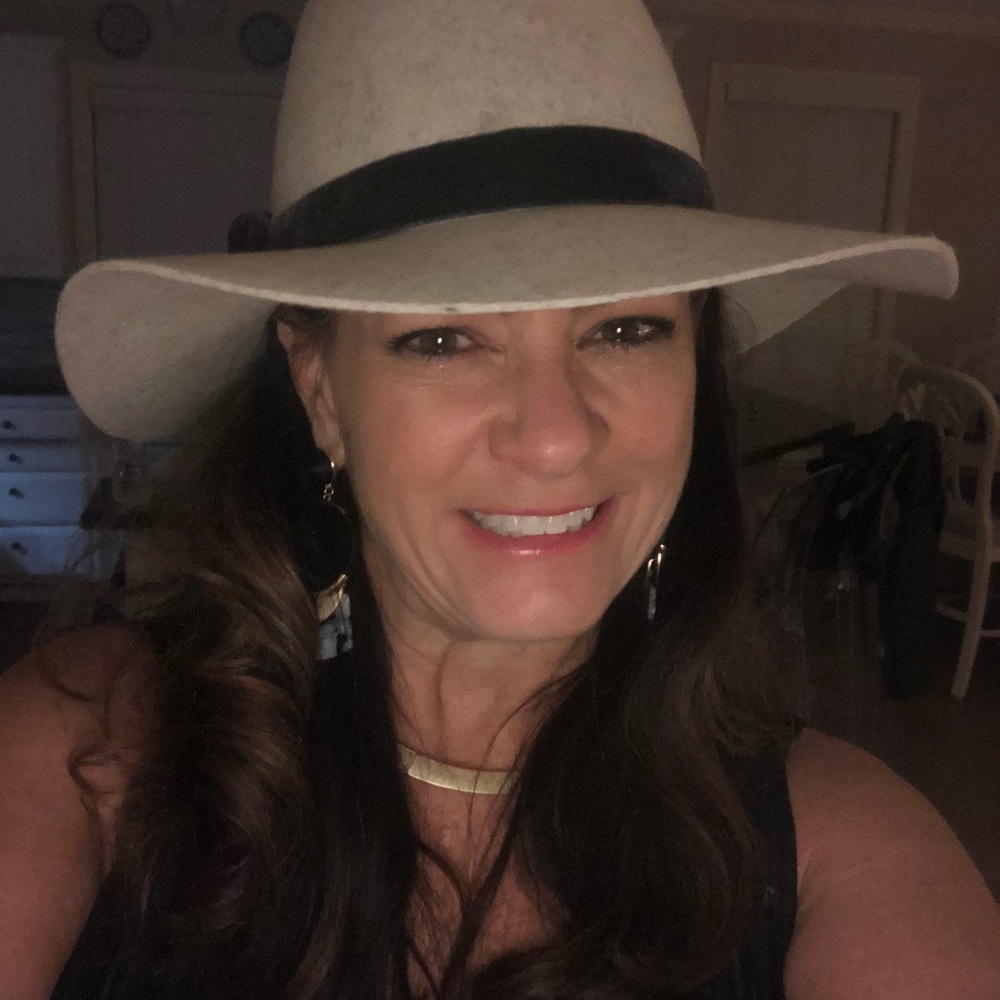 Meet your Posher, Jeanne